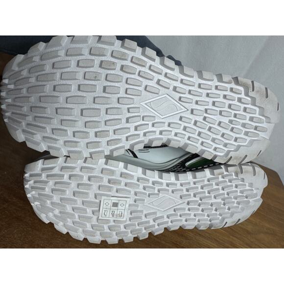 Skechers The Grinch Dr Seuss Shoes Women's 5 Youth 3 White Green Uno Rugged NWT - Picture 7 of 10